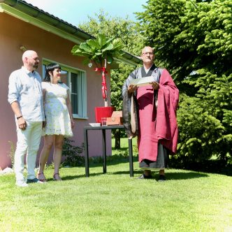 Freie Trauung in Liechtenstein mit Hochzeitsredner Zen Mönch Marcel Reding