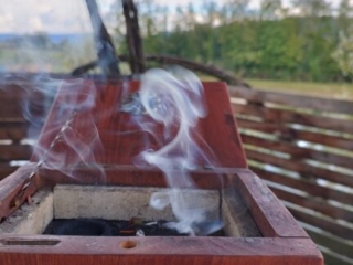Pönixritual und Weihrauchritual bei der Hochzeitszeremonie