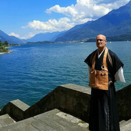 Ihr Hochzeit auf dem Schiff mit Trauredner Zen Meister Vater Reding