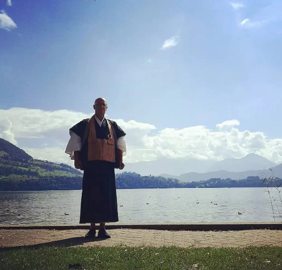 Swiss Chalet Hochzeitsredner Luzern Abt Reding