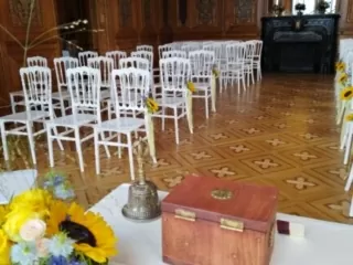 Vater Reding Hochzeitsredner für die freie Trauung im Schloss Schadau