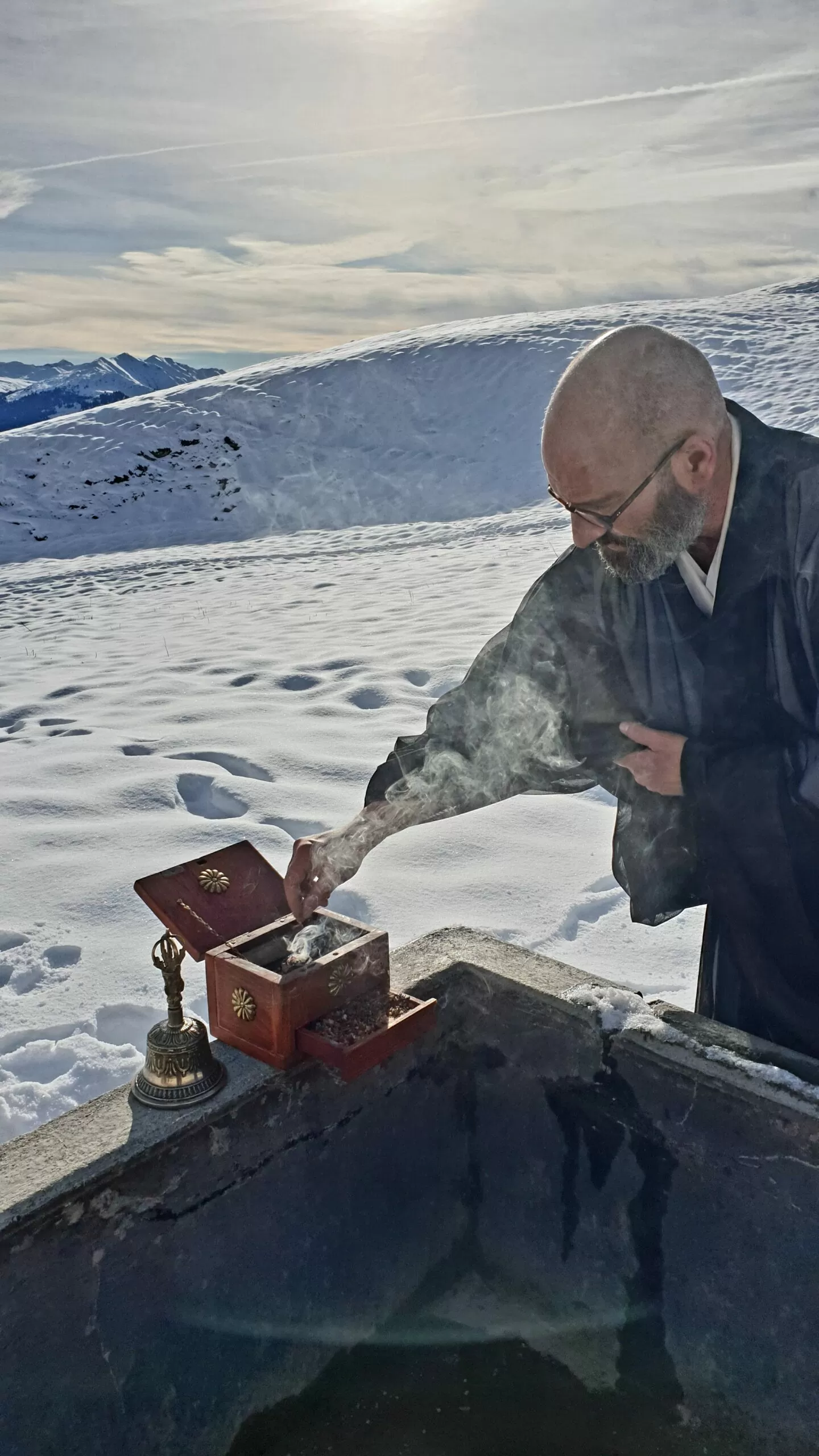 Ihre Hochzeit in der Mythenregion mit Hochzeitsredner Zen Meister Vater Reding